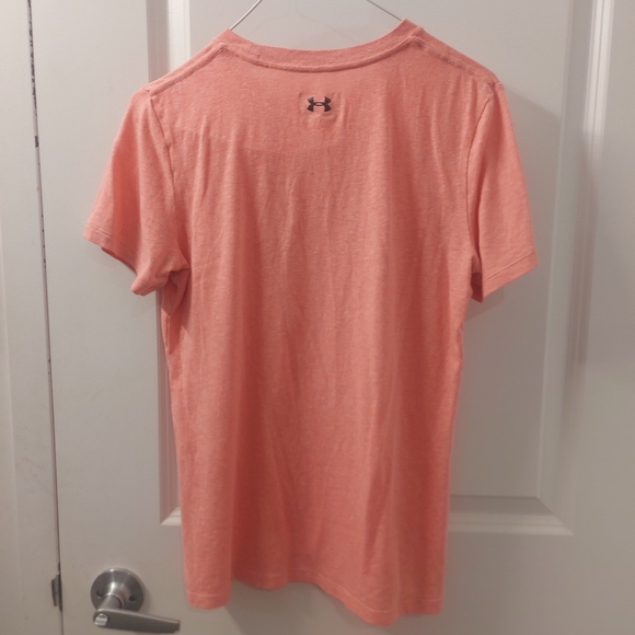 Underarmour tshirt salmon colored - Picture 3 of 4